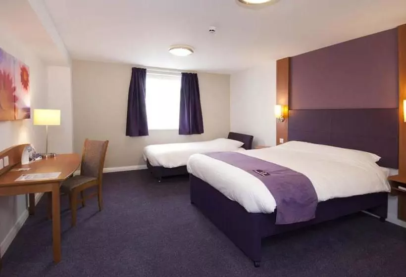 Fotos del hotel Premier Inn London Stratford:  9