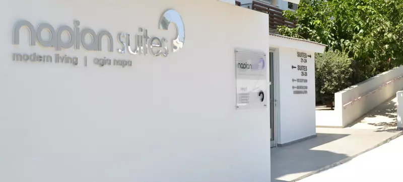 Fotos del hotel Napian Suites:  6