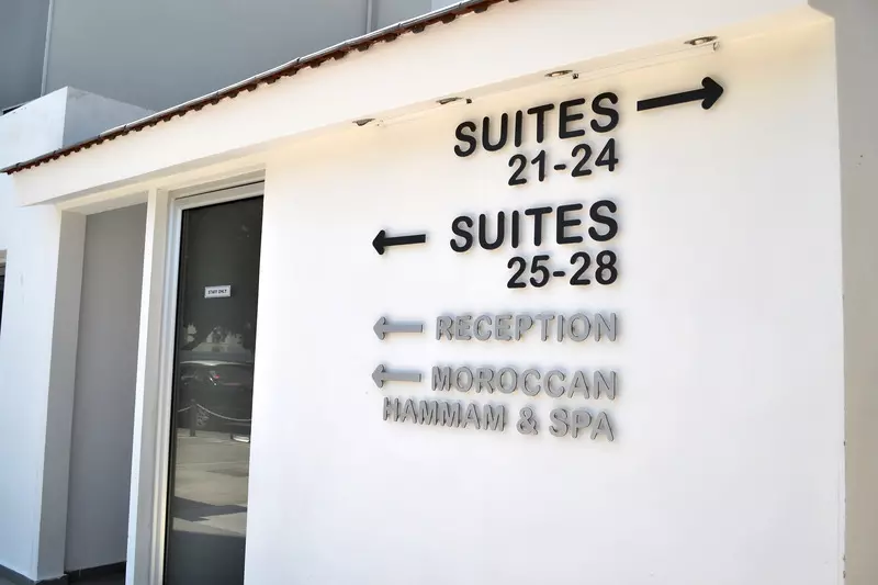 Fotos del hotel Napian Suites:  2