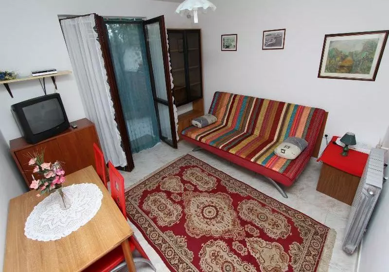 Fotos del hotel Apartments Marika:  22
