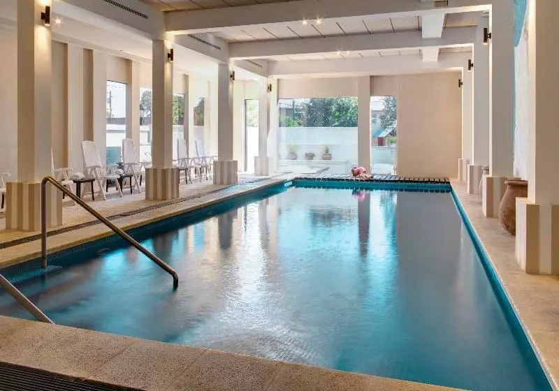 Fotos del hotel Spa  La Réserve:  2