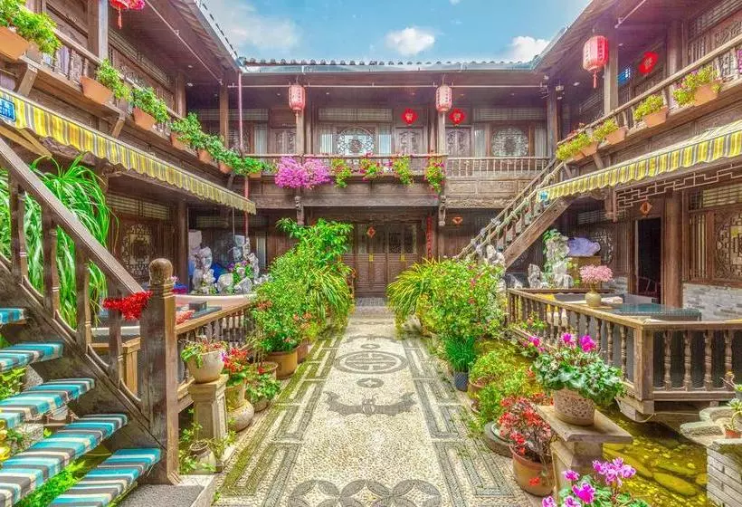Fotos del hotel Lijiang He Mu Ju Family Inn:  11