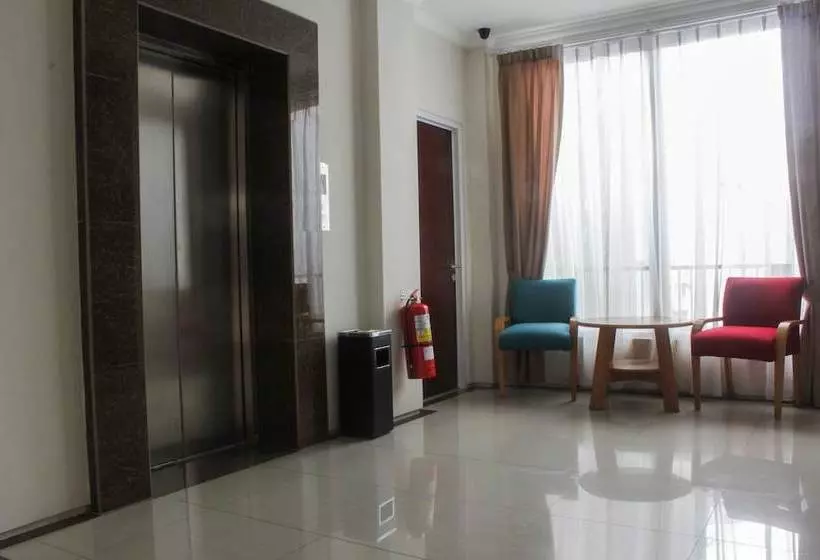 Fotos del hotel Zen Rooms Kuningan Anggrek:  5
