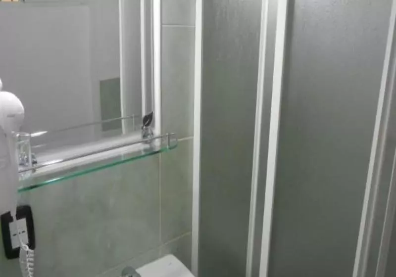 Fotos del hotel Hostal D'italy:  10