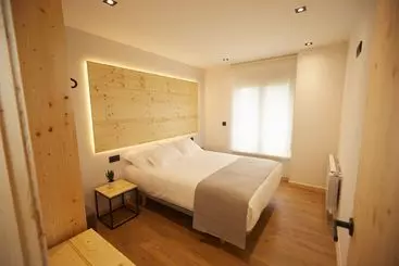 Apartamentos Arumes Do Mar E Montaña   Viveiro - Covas