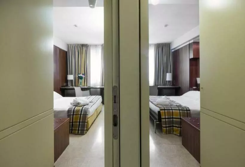 Fotos del hotel Carrobbio:  10