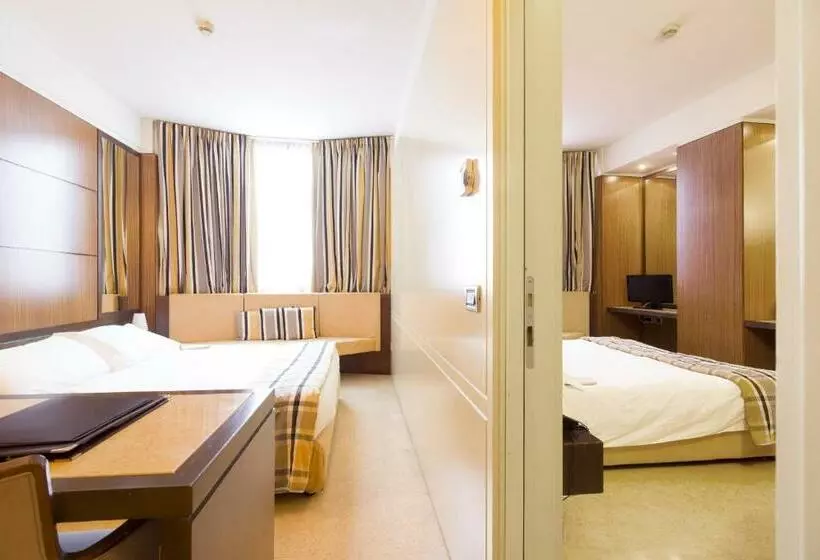 Fotos del hotel Carrobbio:  13