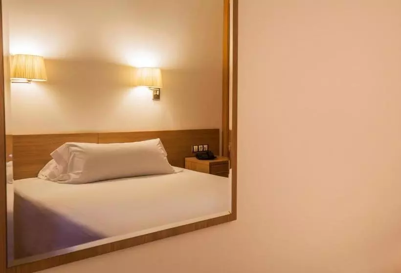 Fotos del hotel Catalunya Ski:  4