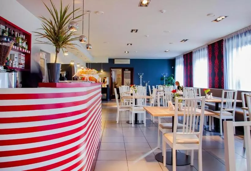 Fotos del hotel Rija  Tia:  3