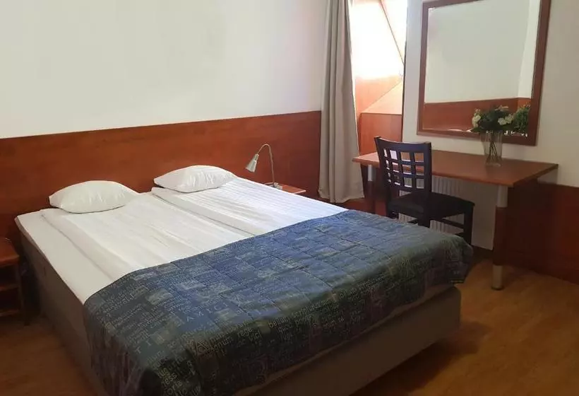 Fotos del hotel L Astoria:  7