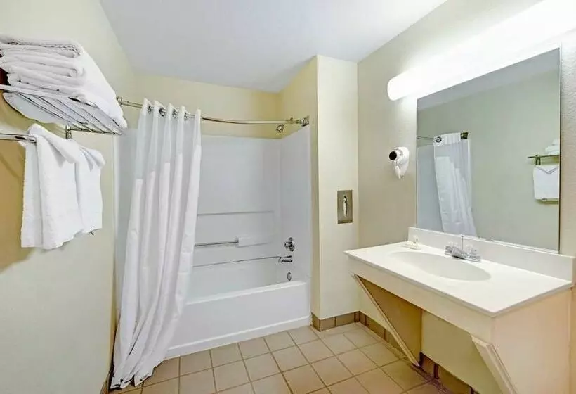 Fotos del hotel Candlewood Suites Dallas  Plano Medical Center:  5