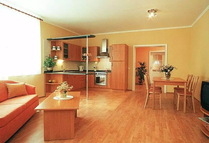 Fotos del hotel Derby:  5