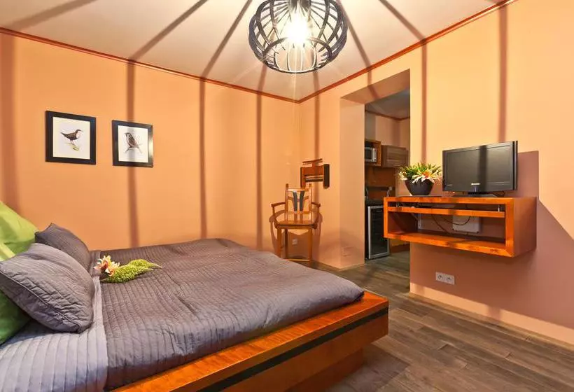 Oasis Prague Apartments