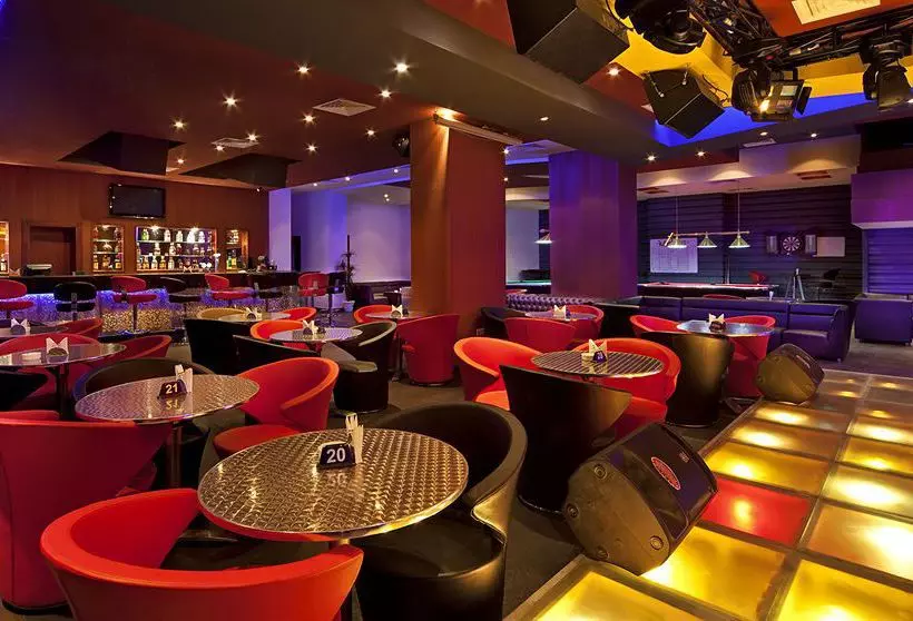 Fotos del hotel Bm Acacia  And Apartments:  10