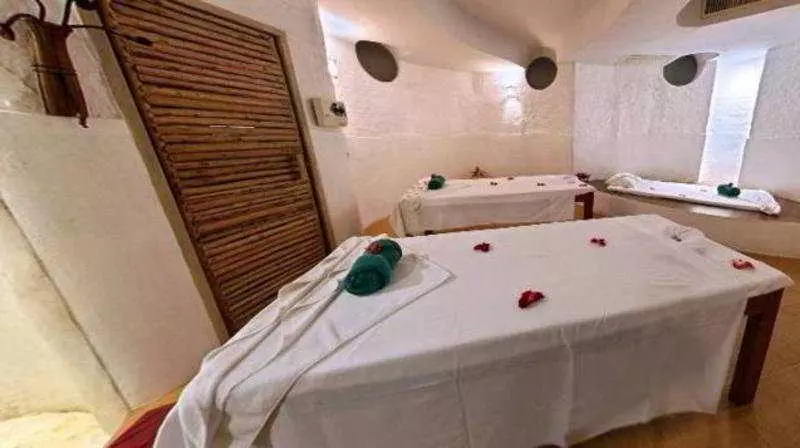 Fotos del hotel S'Mor Spa Village & Resort:  2