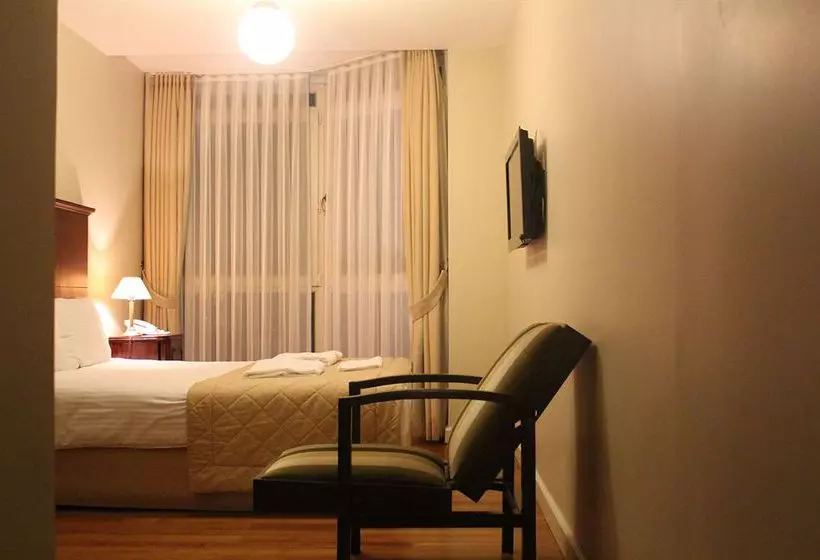 Fotos del hotel Mono Suites:  16