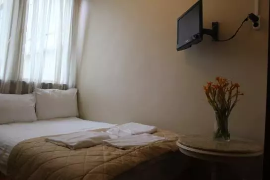 Fotos del hotel Mono Suites:  17