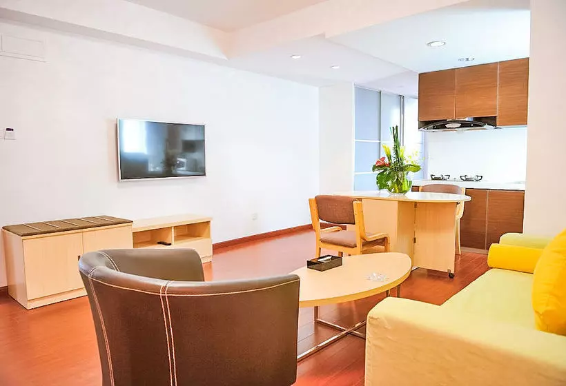 Fotos del hotel Eastern Garden Service Apartment:  3