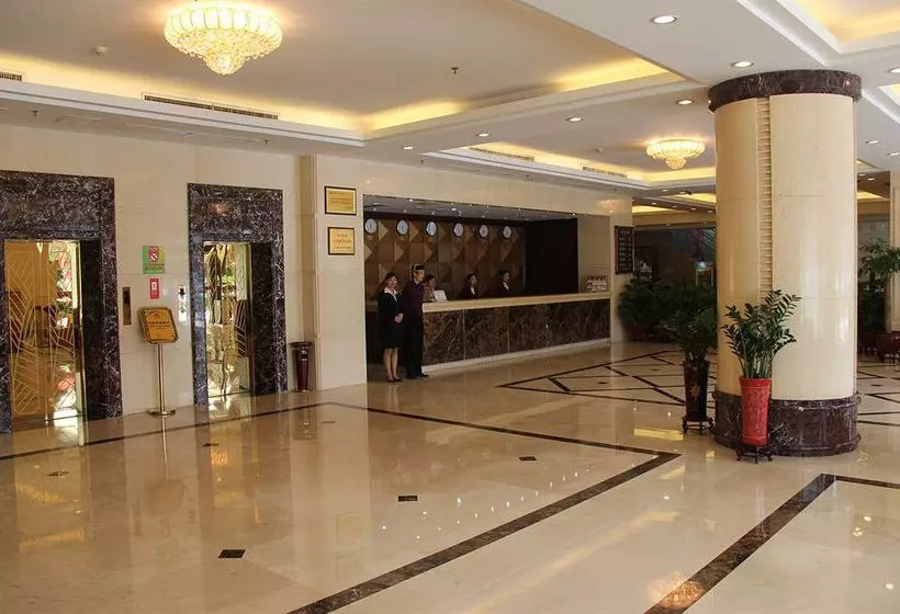 Fotos del hotel Yifeng:  3