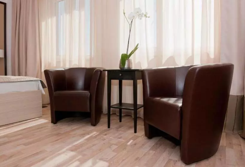 Fotos del hotel Check Inn:  2