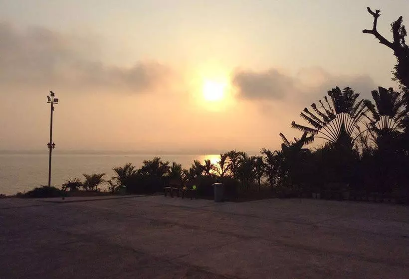 Fotos del hotel High Sky:  12