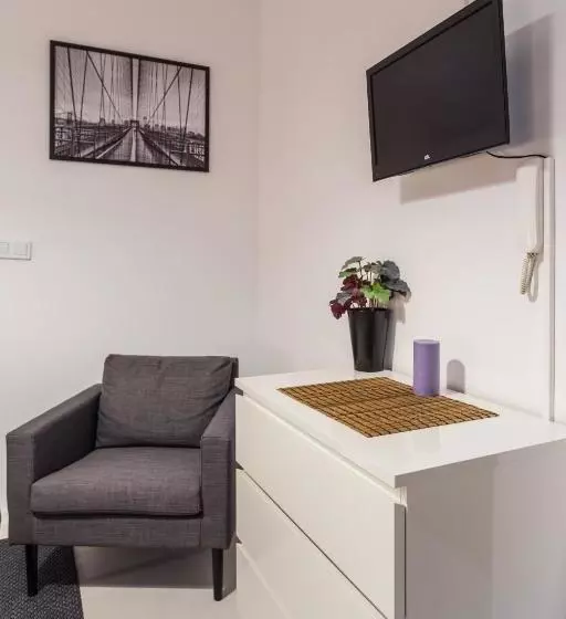 Fotos del hotel Nobel Suites:  4