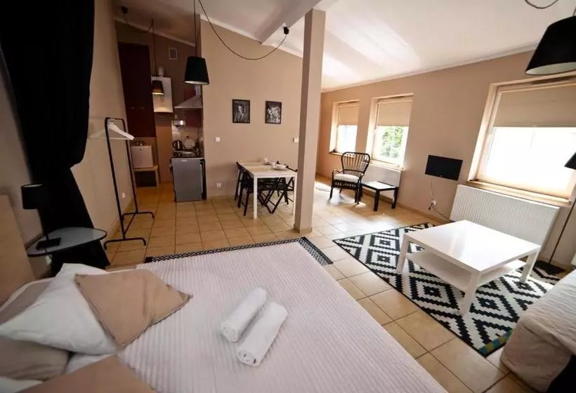 Fotos del hotel Nobel Suites:  11