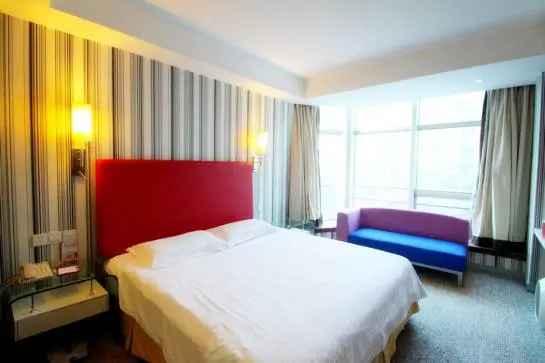 Fotos del hotel Furama Xpress:  12