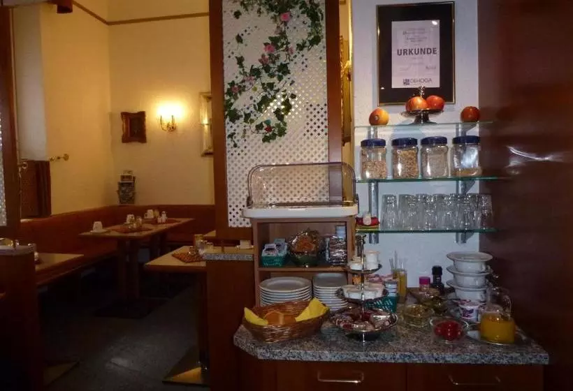 Fotos del hotel Adler:  9