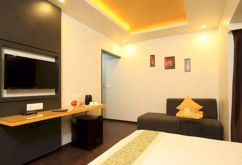 Fotos del hotel Sovereign Suites:  6