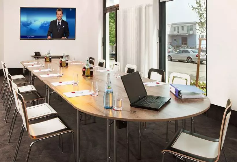 Fotos del hotel Messe & Airport  Stuttgart:  16