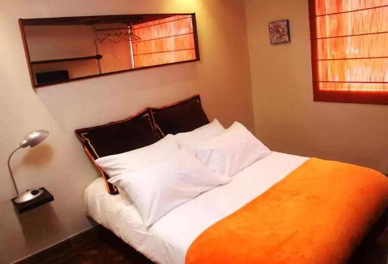 Fotos del hotel 6 Suites:  6