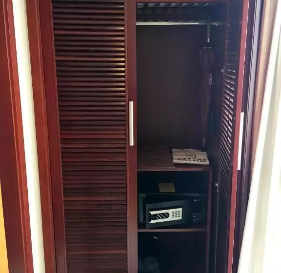 Fotos del hotel Harbour Oriental:  10