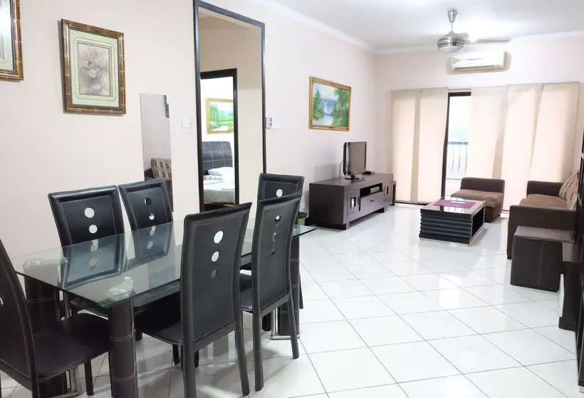 Fotos del hotel North Borneo Paradise @ Marina Court Resort Condo:  12