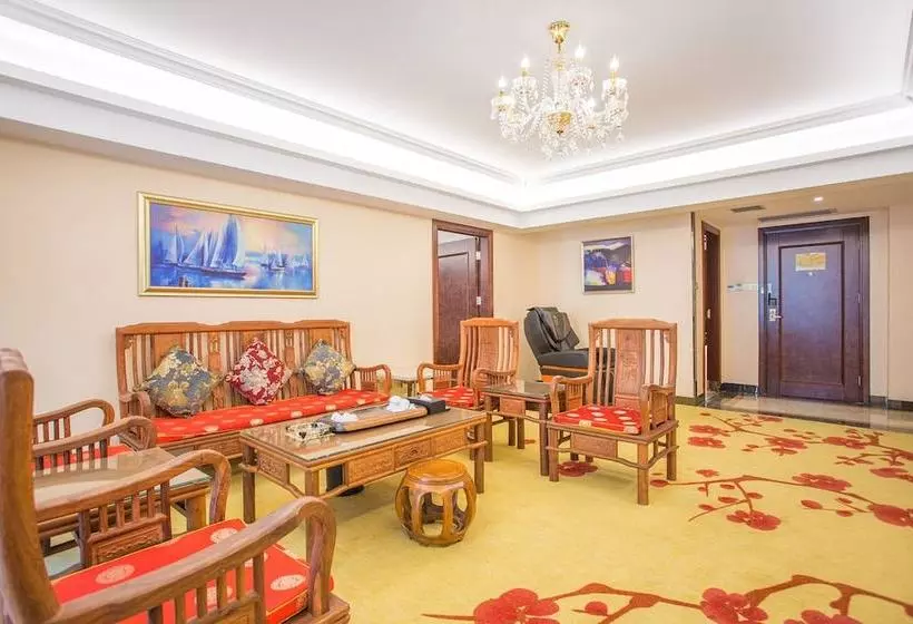 Fotos del hotel Hawaii International:  11