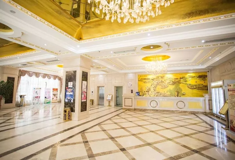 Fotos del hotel Hawaii International:  7