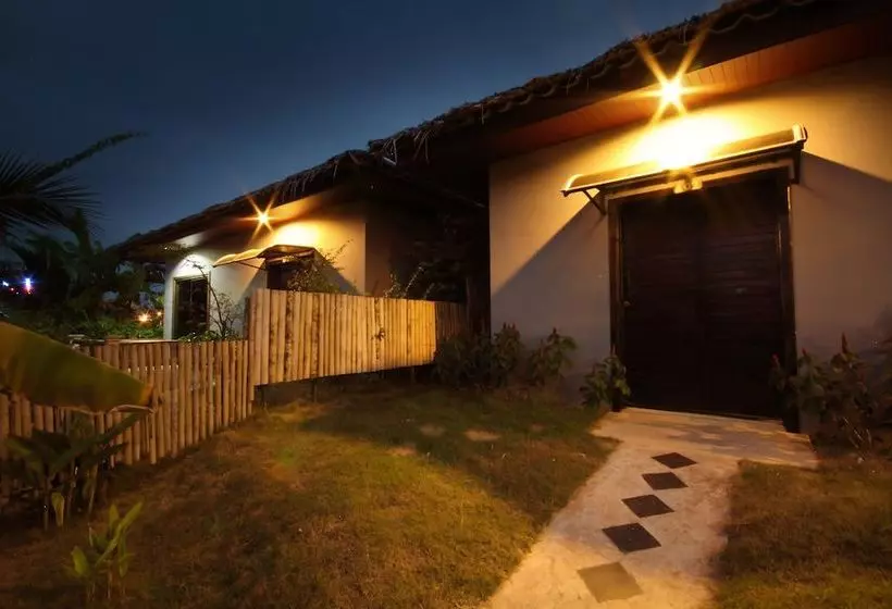 Fotos del hotel The Villa Laemhin Lagoon Resort:  4