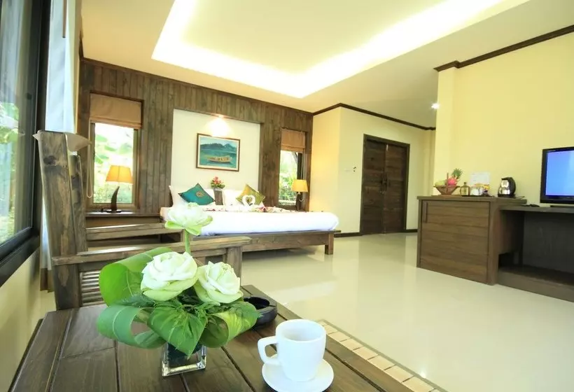 Fotos del hotel The Villa Laemhin Lagoon Resort:  11