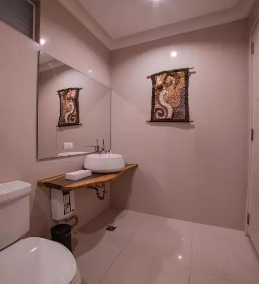 Fotos del hotel One Manalo Place:  15