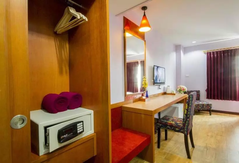 Fotos del hotel The Win Pattaya:  22