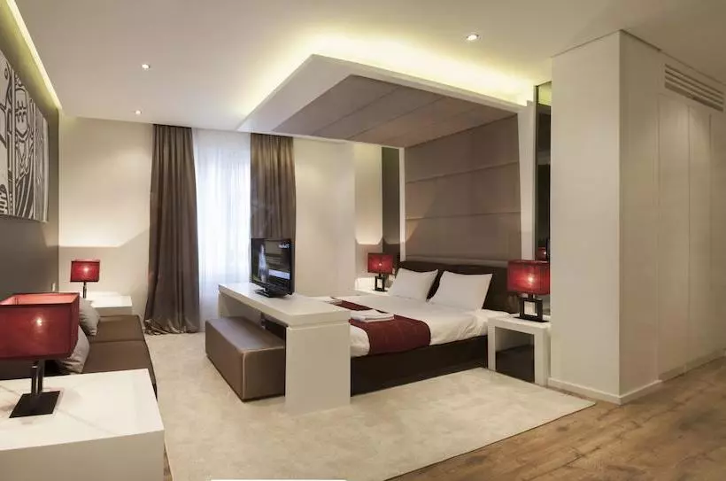 Eden Garden Suites