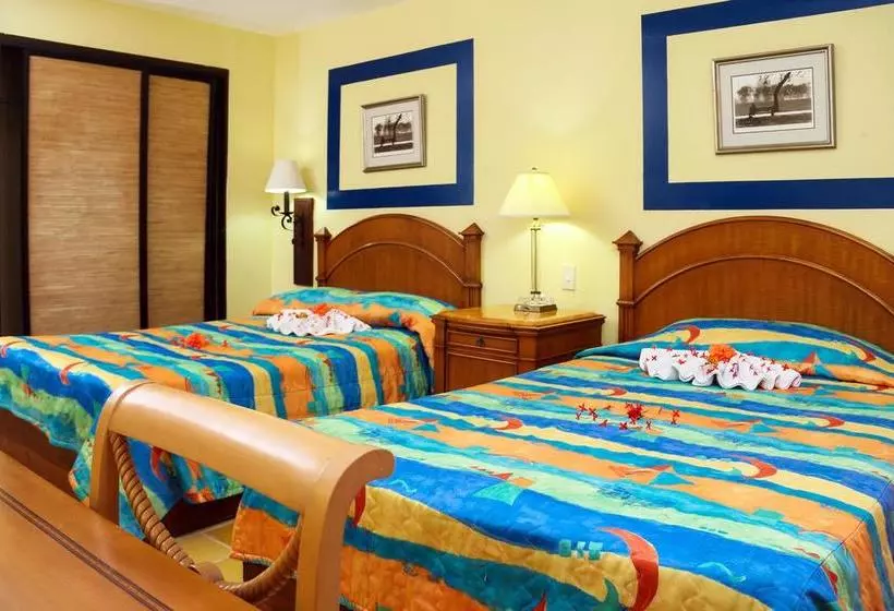 Fotos del hotel Exxtraordinary Resort  Bellamar:  14