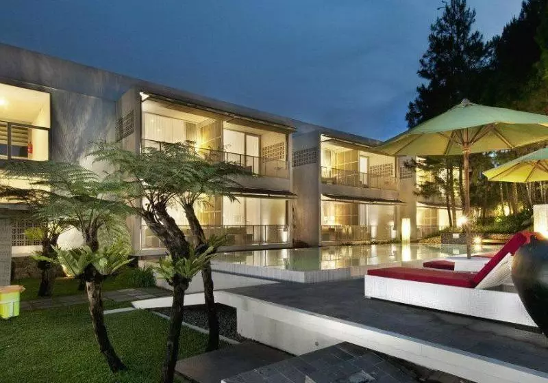 Fotos del hotel Bumi Bandhawa:  5