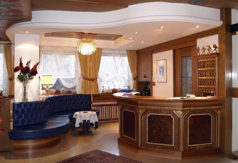 Fotos del hotel Ingram:  3