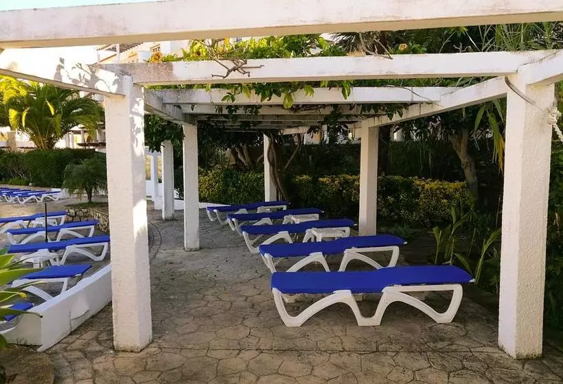 Fotos del hotel Club House Cvl:  15