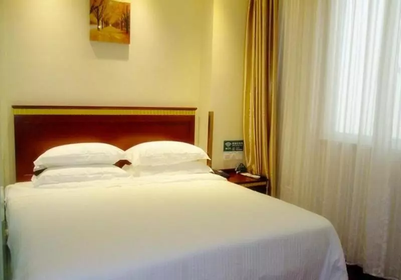 Fotos del hotel Greentree Inn Nanchang Xihu District Railway Station Zhanqian Road Express:  10