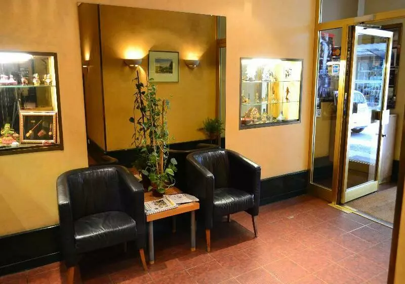 Fotos del hotel Moderne:  3