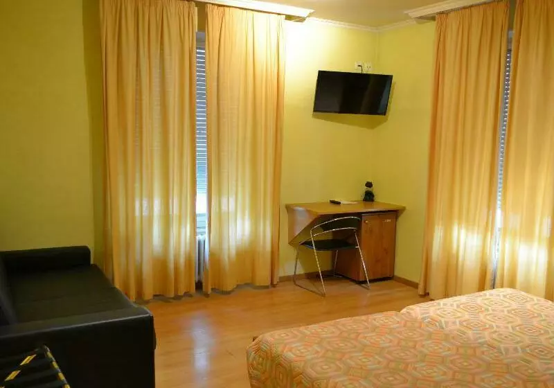 Fotos del hotel Moderne:  17