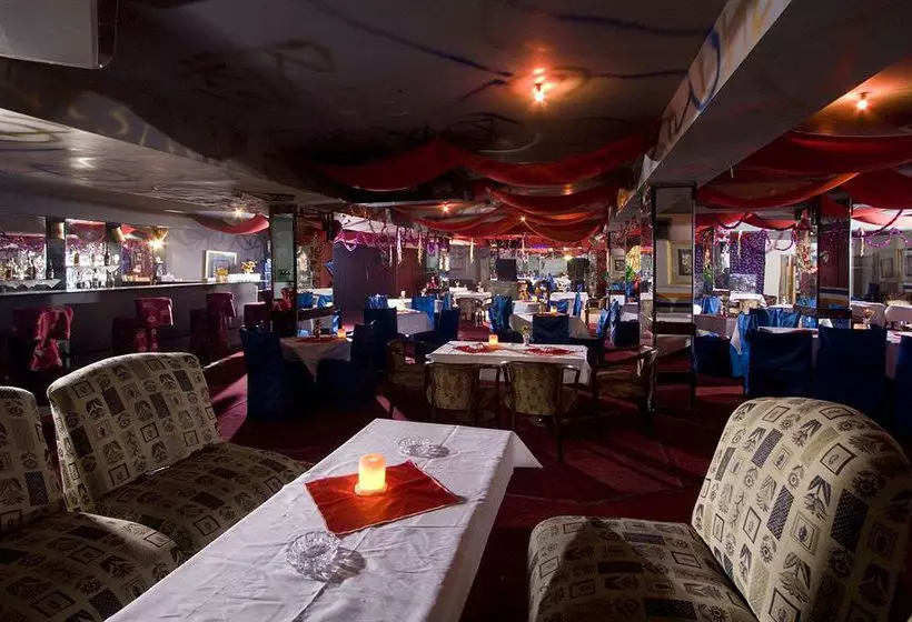 Fotos del hotel Jewels La Perla:  4