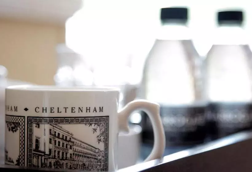 Fotos del hotel Butlers:  5